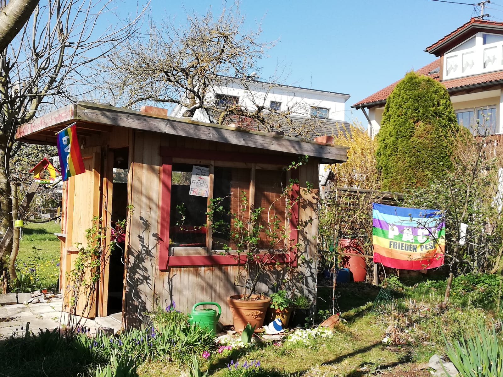 Garten und Grüße von Gerda Heinzmann
